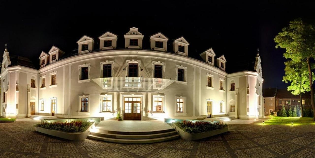 Hotel Zamek Lubliniec Exterior photo
